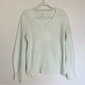 Calvin Klein V-Neck Pullover Sweater in Ivory